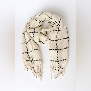 Lulus Cozy Afternoon Beige and Black Plaid Knit Scarf